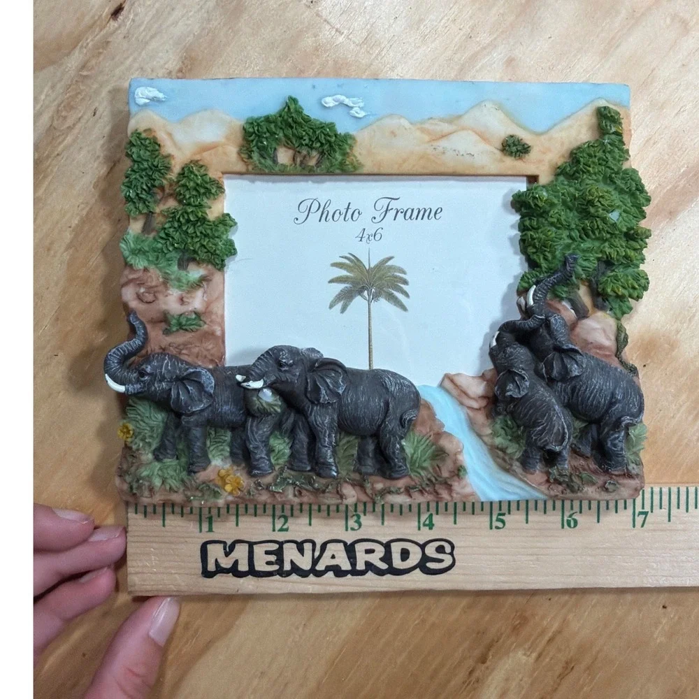 African Safari Elephant 3D Resin Photo Frame 4x6 Wildlife Savanna Decor